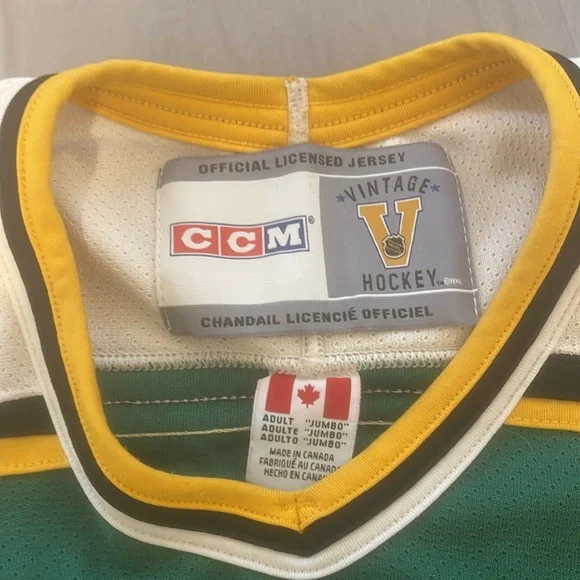 Vintage XL CCM North Stars Mike Modano Jersey - Picture 3 of 3